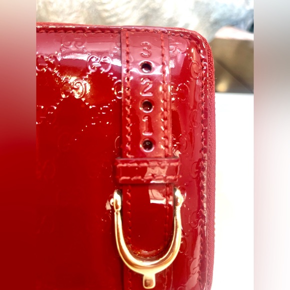 Gucci Guccissima micro GG Spur Belted Patent Leather Red Wallet W/ Satin Dustbag - Picture 2 of 16